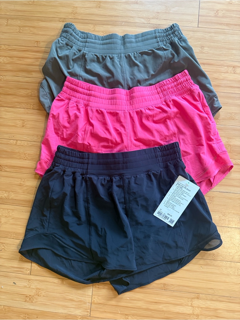 lululemon athletica Black Women's Athletic Shorts with Elastic Waistband
